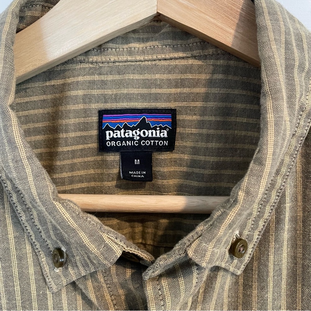 Patagonia Bluffsode Olive Green Casual Button Down Shirt - Picture 3 of 3